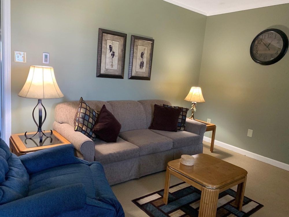 Condo, Multiple Beds (425)