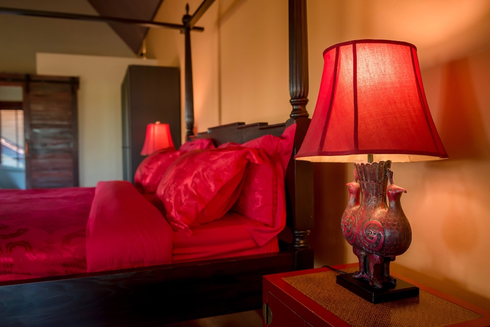 Luxury Villa photo 1