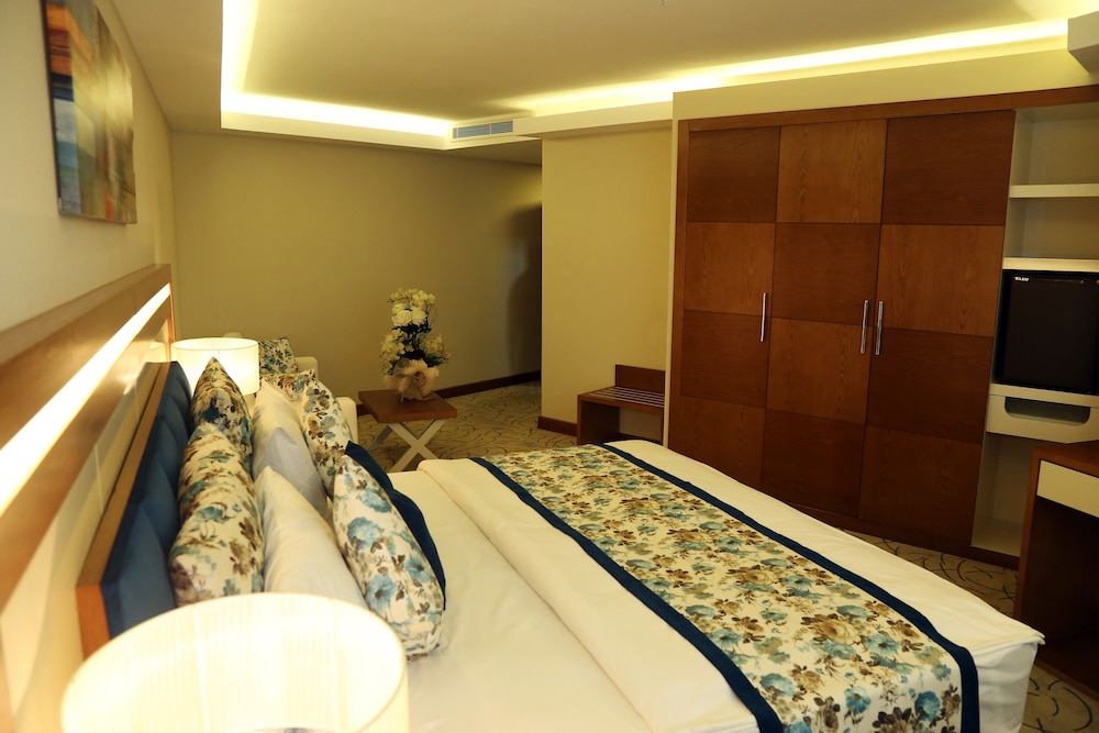 Standard Double or Twin Room photo 2
