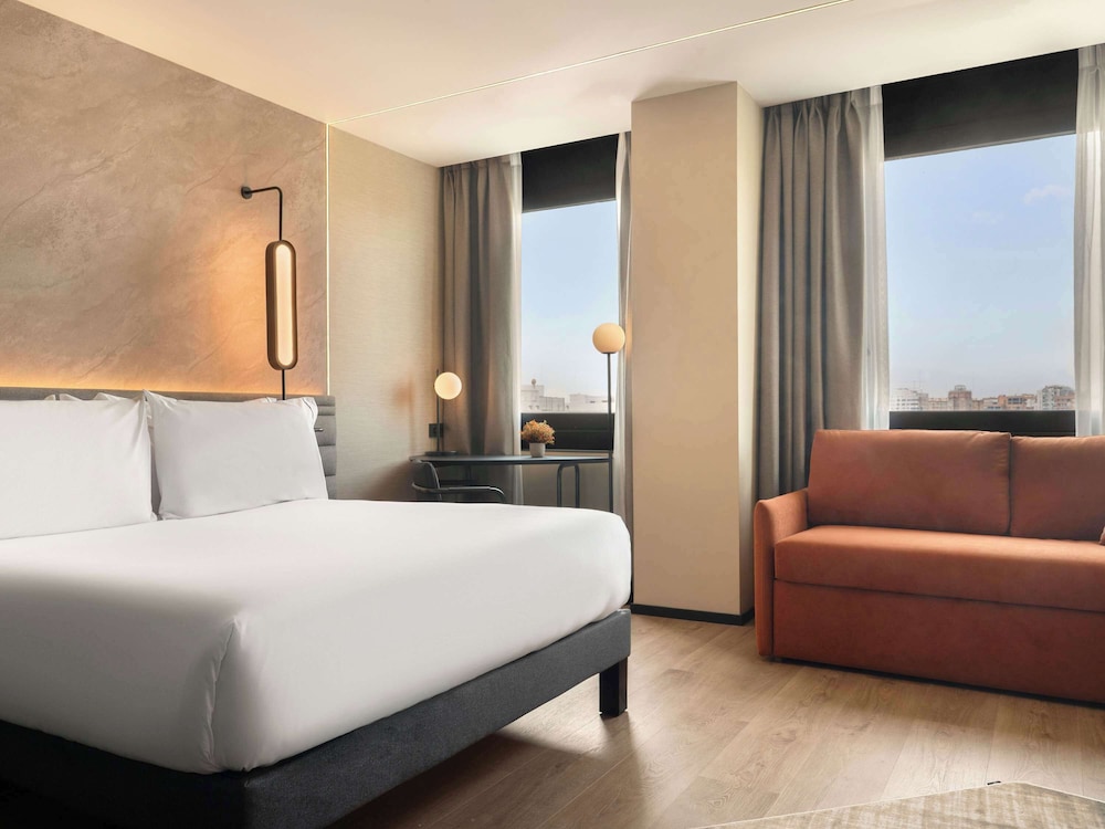 Standard Room, 1 Queen Bed