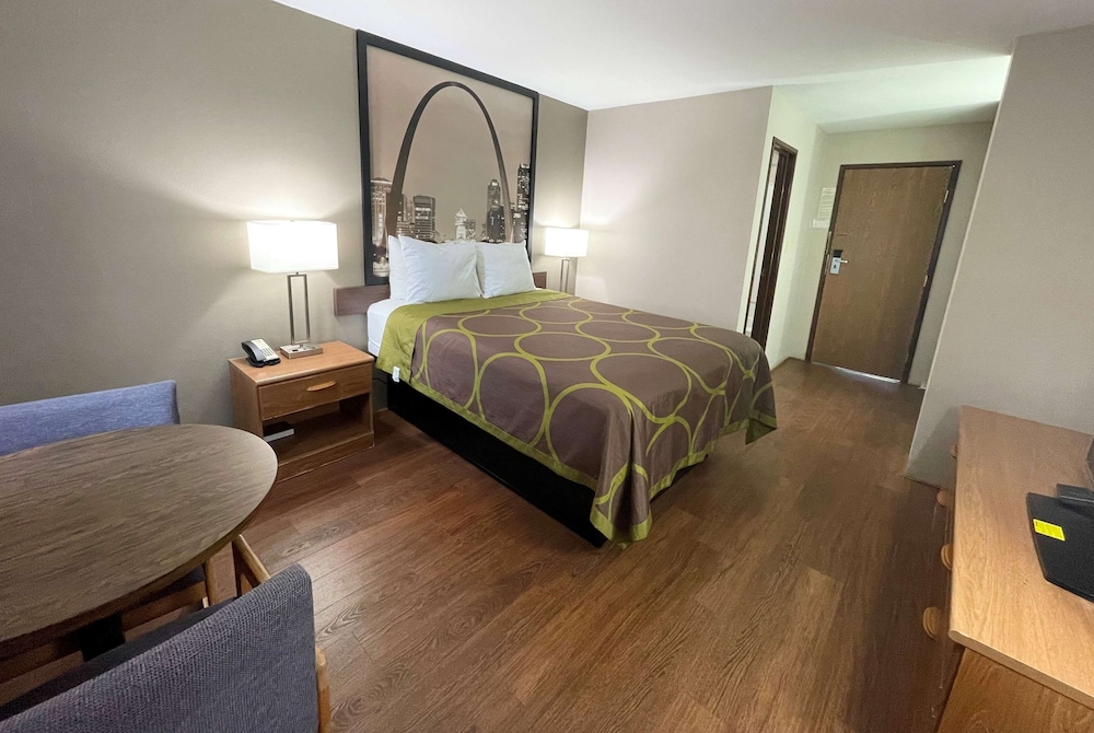 Super 8 by Wyndham Eureka/Six Flags Nearby, 사진 2
