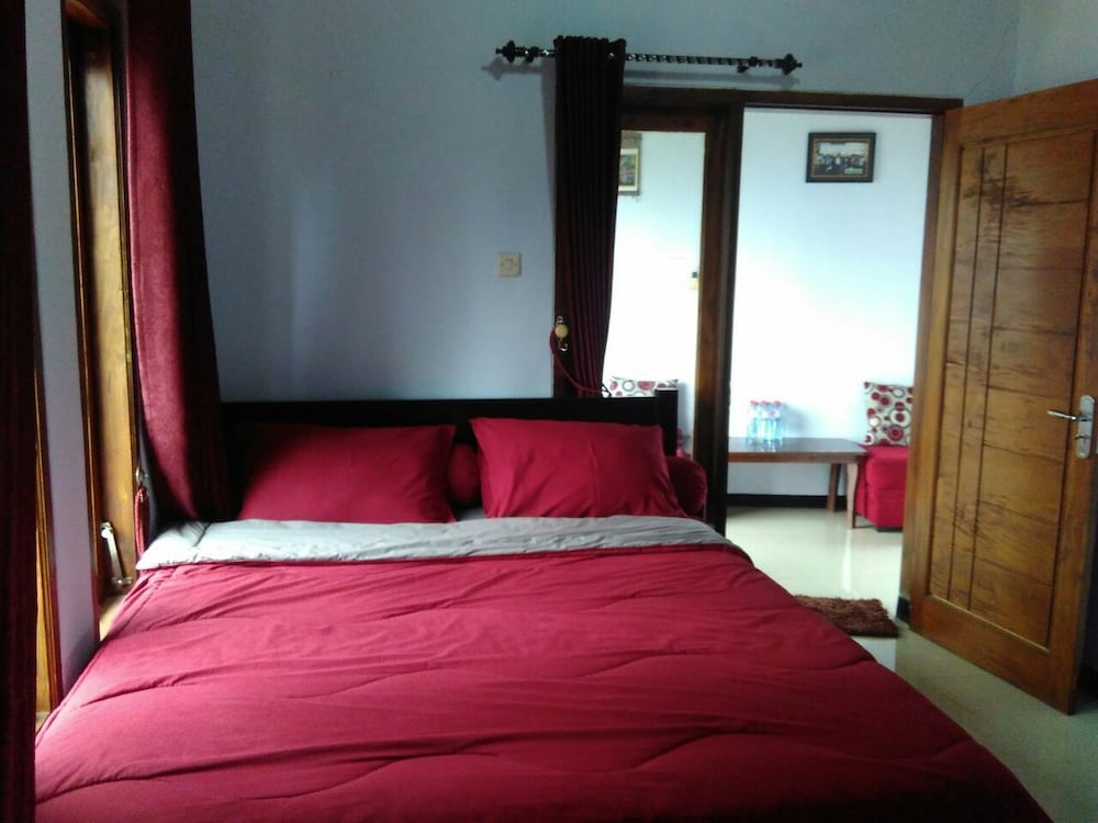 Standard Room photo 1