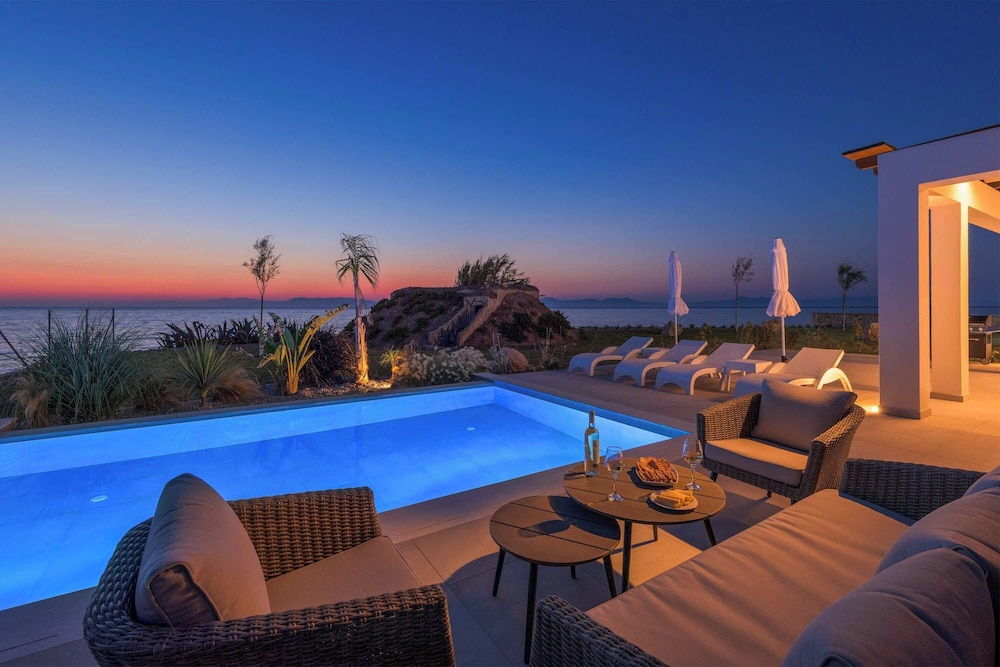 Villa (2 Bedrooms)