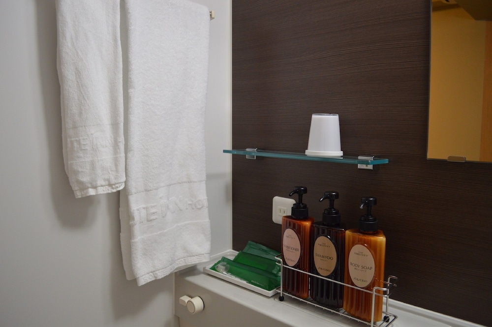 Double Room, Non Smoking - Photo 8