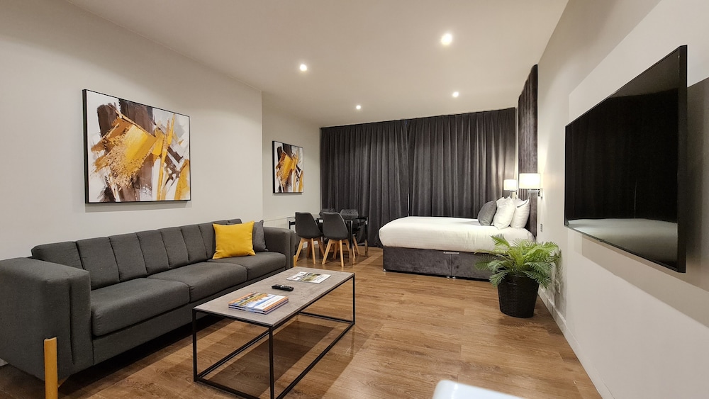 Executive Apartment, 1 Bedroom photo 2