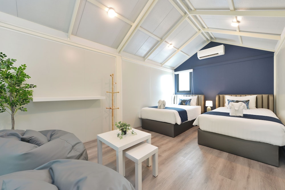 Deluxe Villa - Photo 1