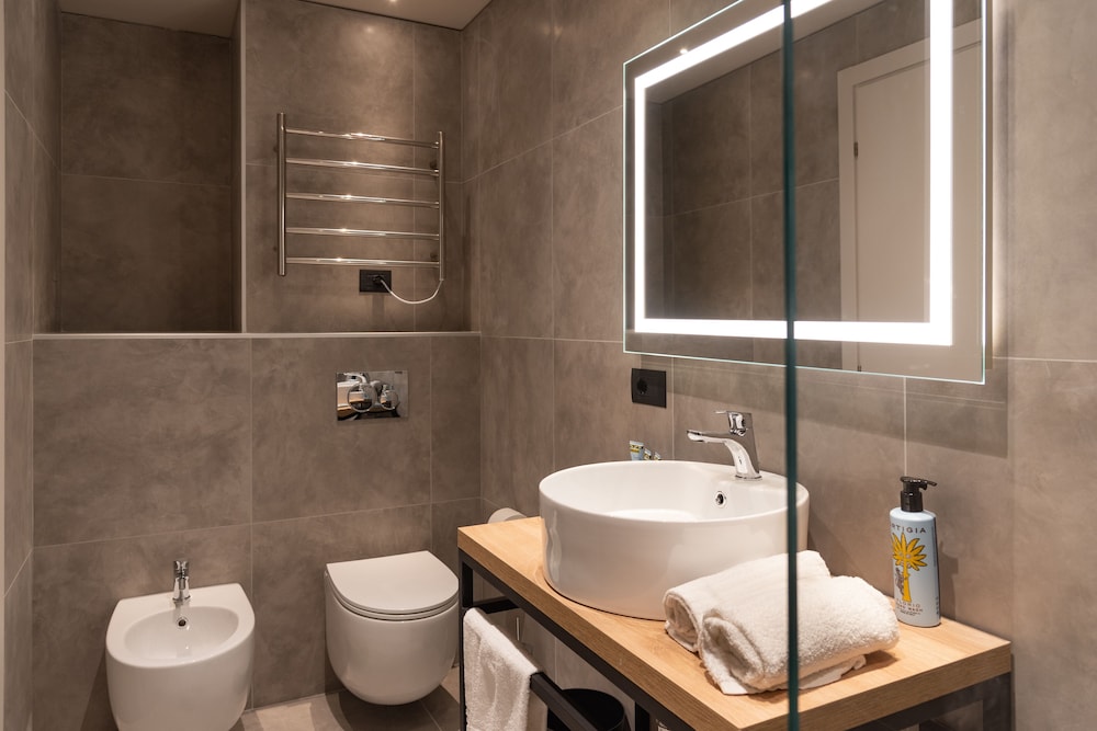 Standard Double or Twin Room - Photo 3