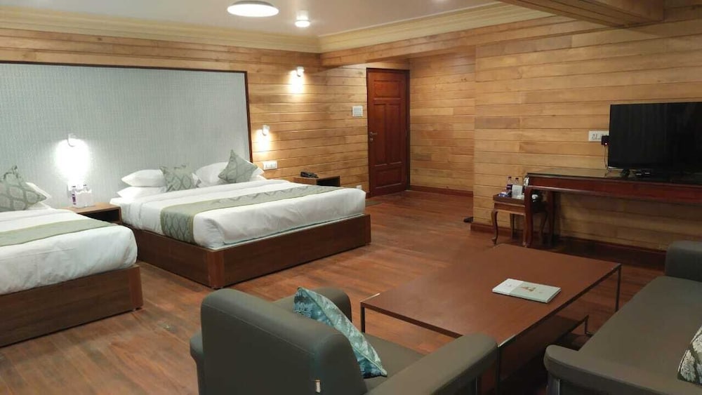 Luxury family view room with balcony photo 2