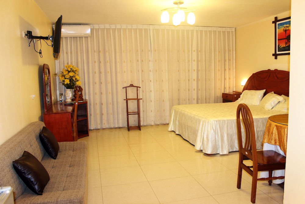 Suite photo 1