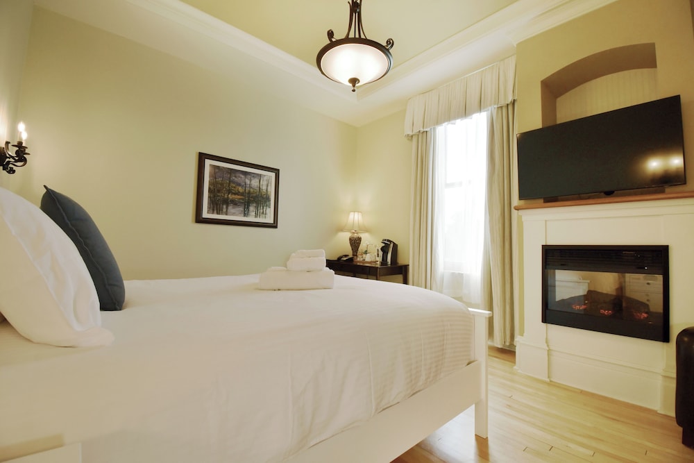 Superior Room, 1 Queen Bed