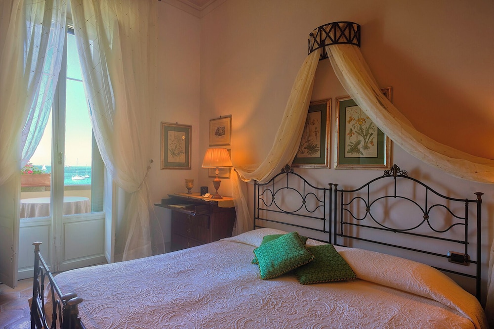 Prestige Room photo 1