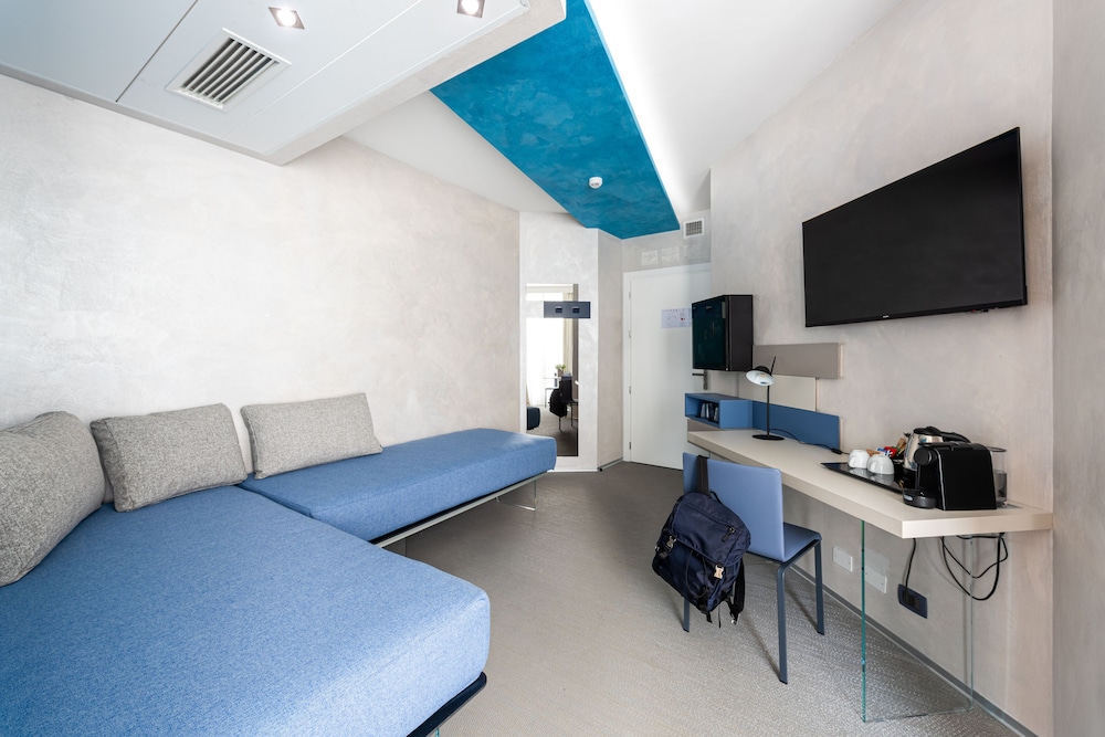 Studio Suite, Terrace (outdoor Jacuzzi) photo 3