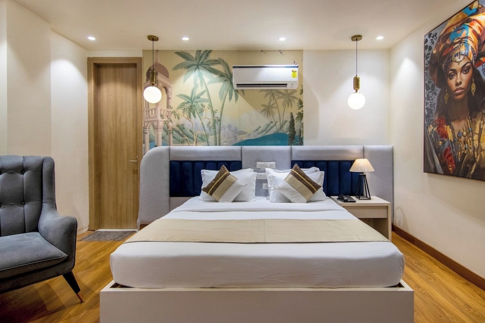 Standard Double or Twin Room, No Windows - Photo 6
