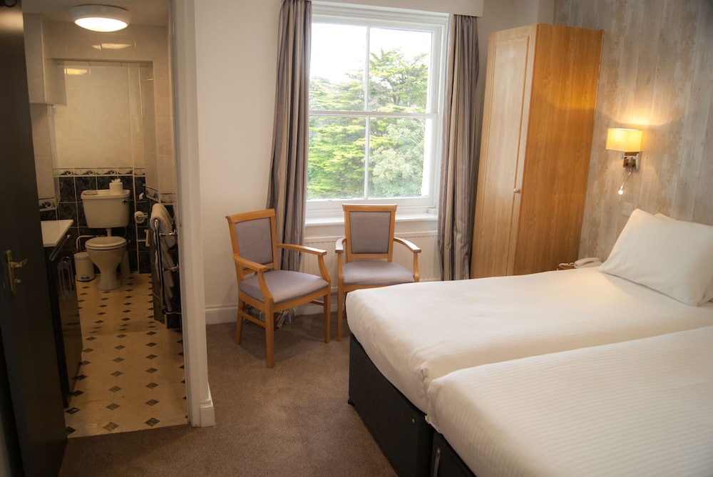 Standard Twin Room photo 3