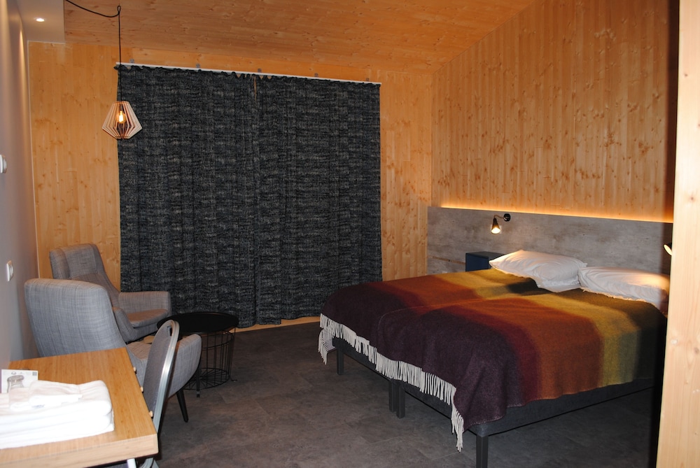 Comfort Double or Twin Room, Private Bathroom, Mountain View - Photo 4