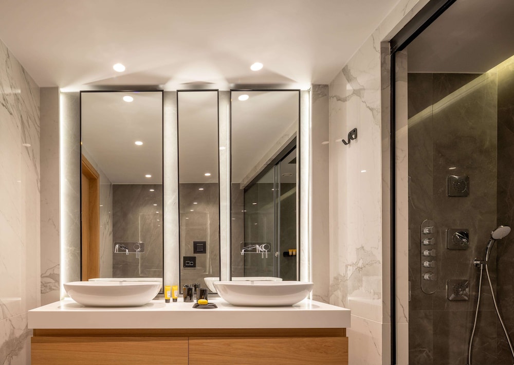 Luxury Suite, Beachfront