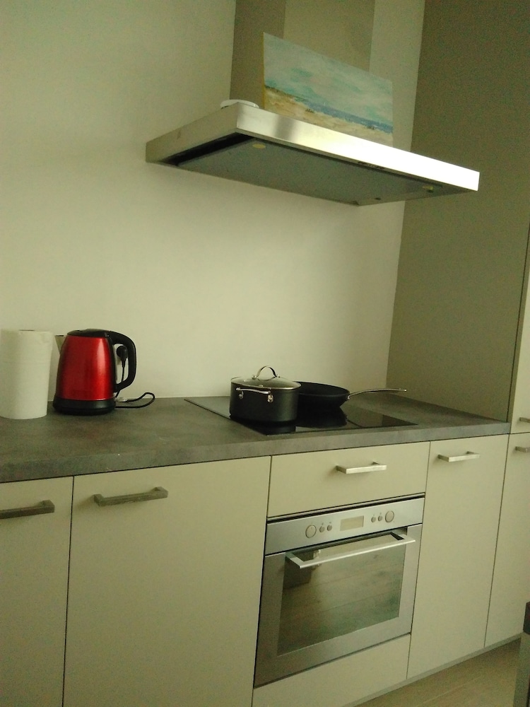 Fully Equipped Sunny Apartment, Zdjęcie 10