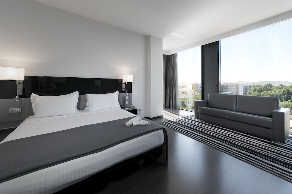 Double Room, 1 Double or 2 Twin Beds - Photo 2