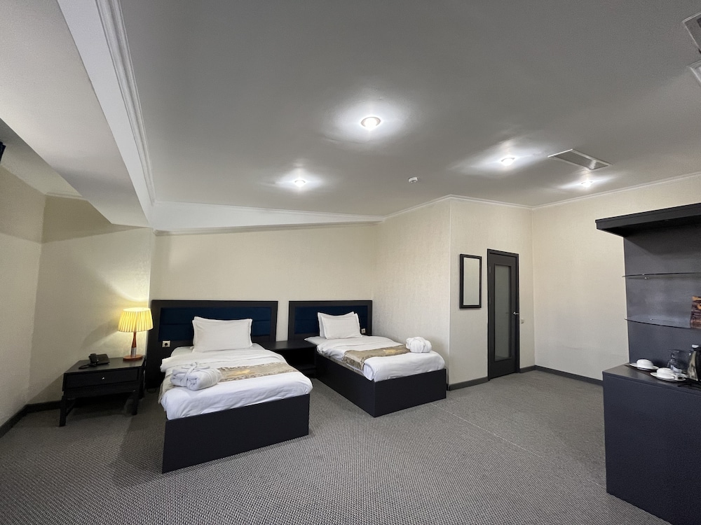 Standard Twin Room photo 3
