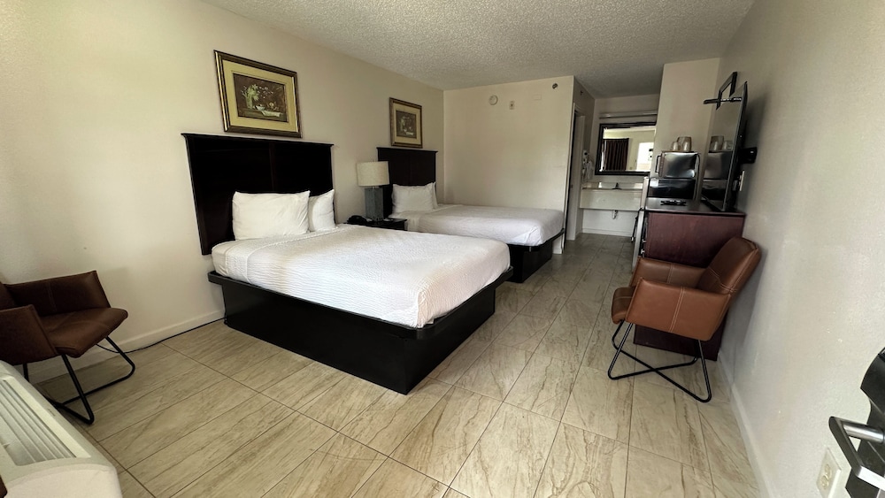 Deluxe Double Room, 2 Double Beds, Non Smoking photo 1