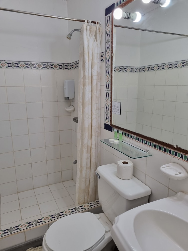 Standard Double Room, 1 Double Bed - Photo 3