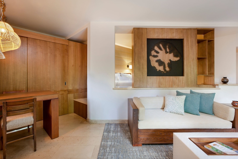 Premium Jr. Suite, 1 Bedroom, 2 Double Beds - Photo 1