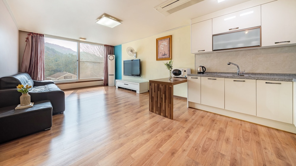 Basic Room, 2 Bedrooms (Baram (New Building 1F/ BBQ))