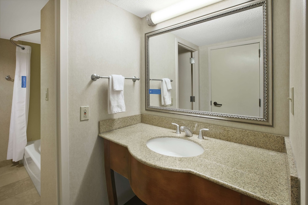 Superior Room, 1 King Bed with Sofa bed, Non Smoking - Photo 5