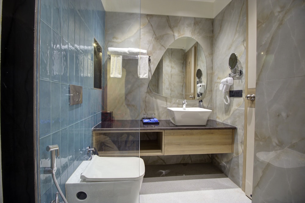 Club Room - Photo 7