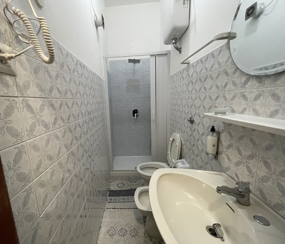 Double or Twin Room, City View photo 3