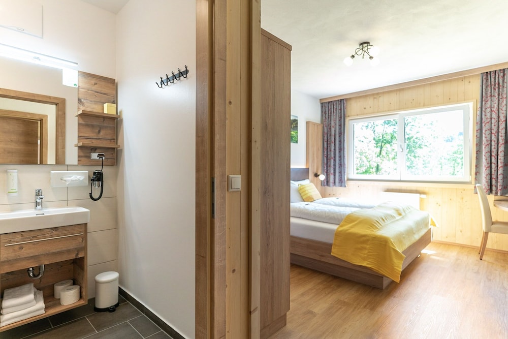 Double Room - Photo 3