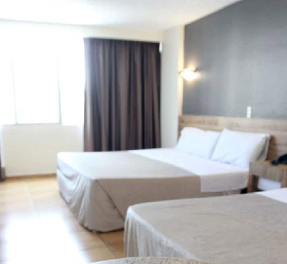 Standard Double Room photo 3