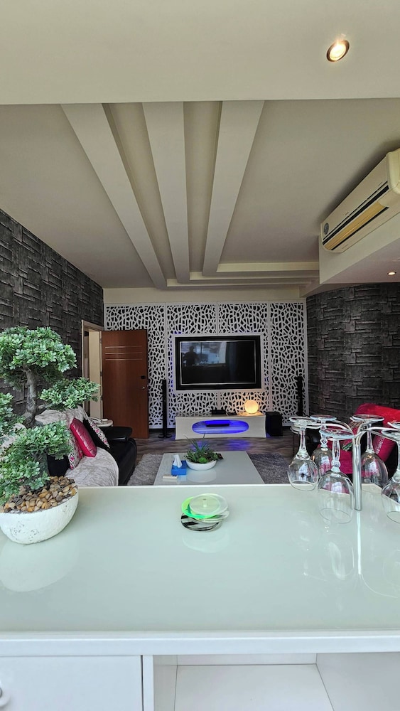 King Suite photo 3