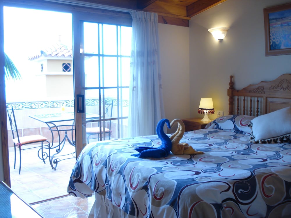 Superior Apartment, Terrace, Sea View - Photo 14