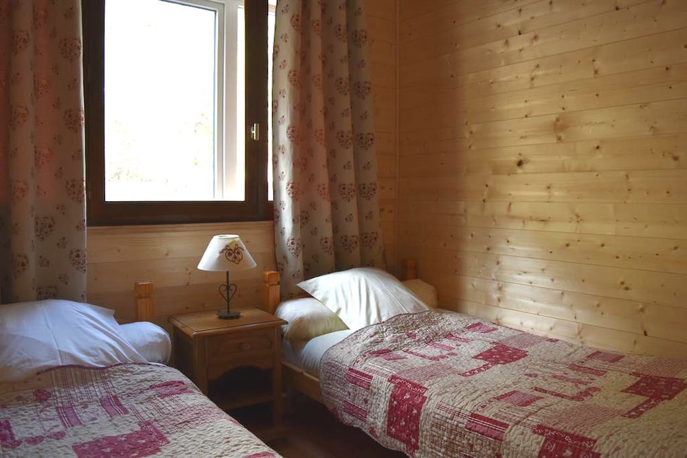 Twin room  - North View photo 1