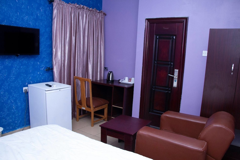 Standard Double Room photo 2