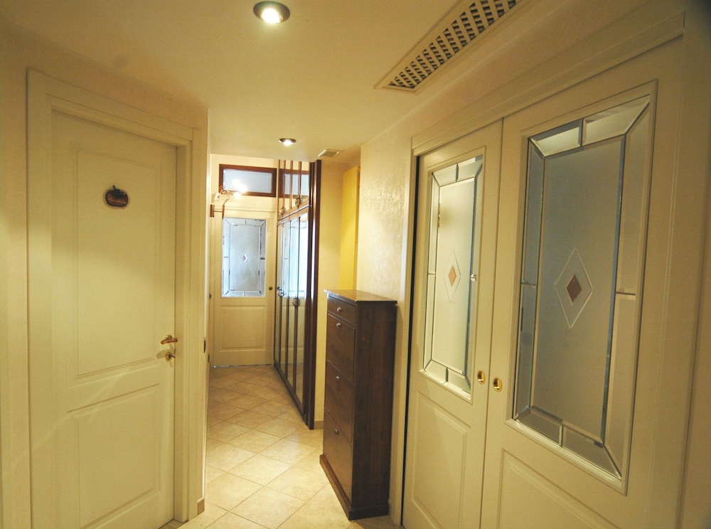 Apartment, 2 Bedrooms, Smoking, Balcony