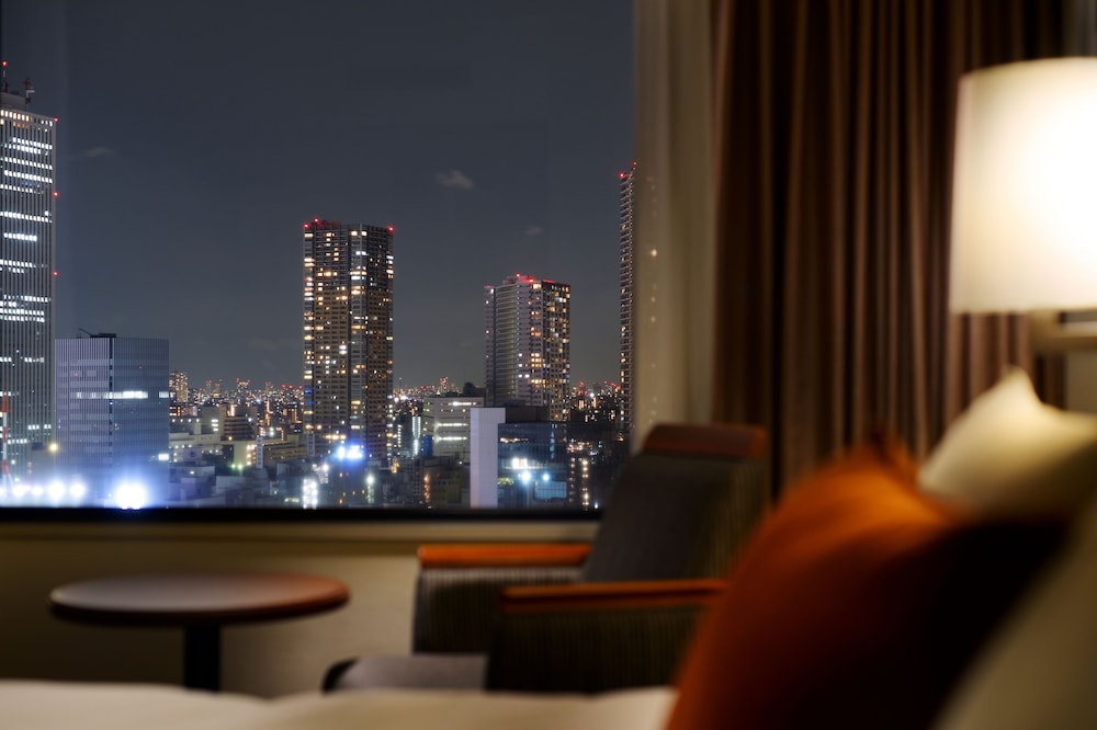City View Twin + Extra Bed for over age of 6, Non Smoking (22-23F)