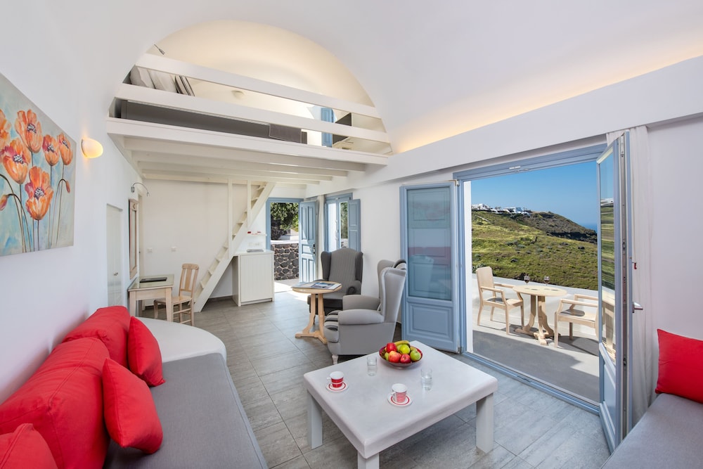 Executive Suite, 1 Bedroom, Sea View (street level)