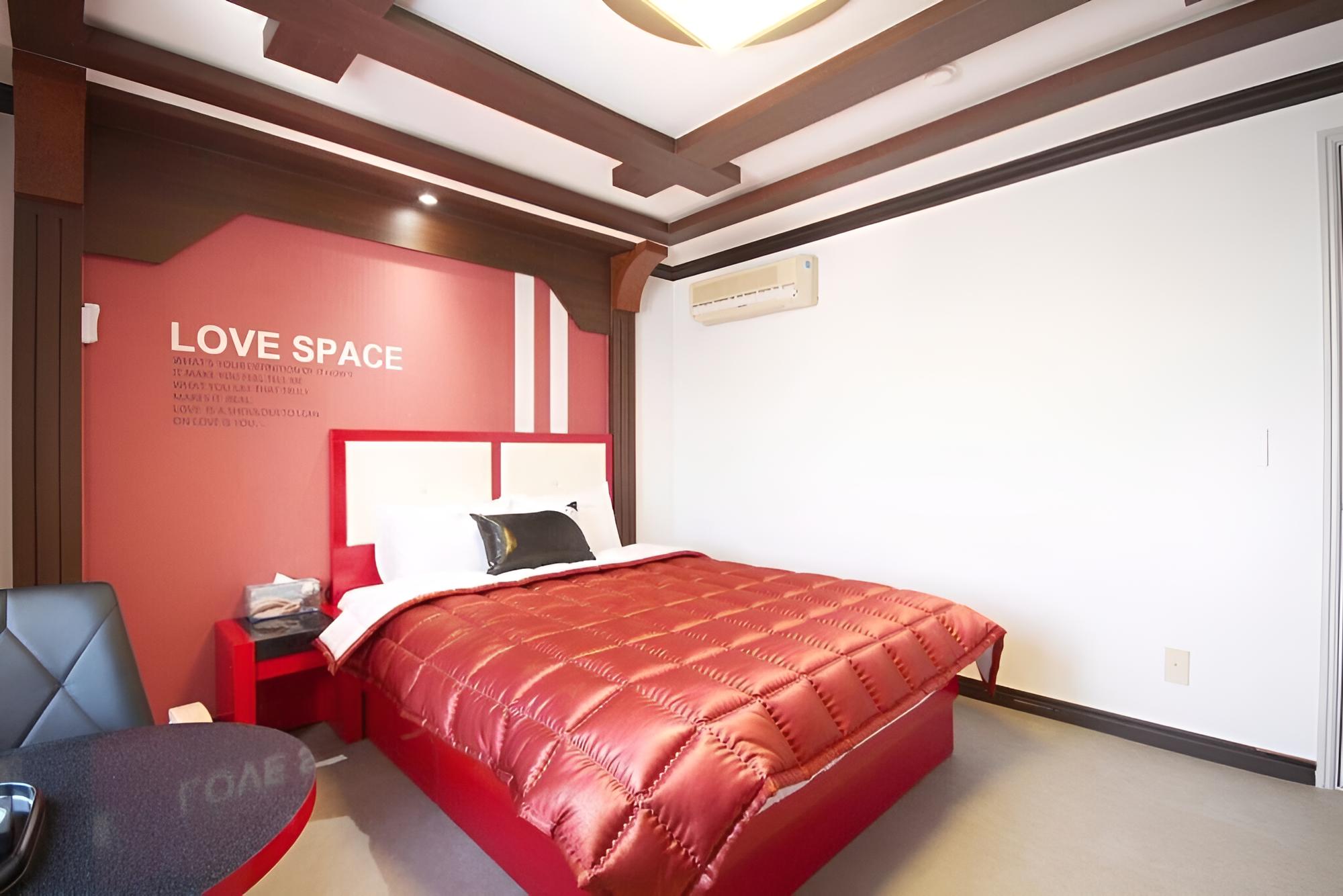 Room (Ocean View Room) - Photo 9