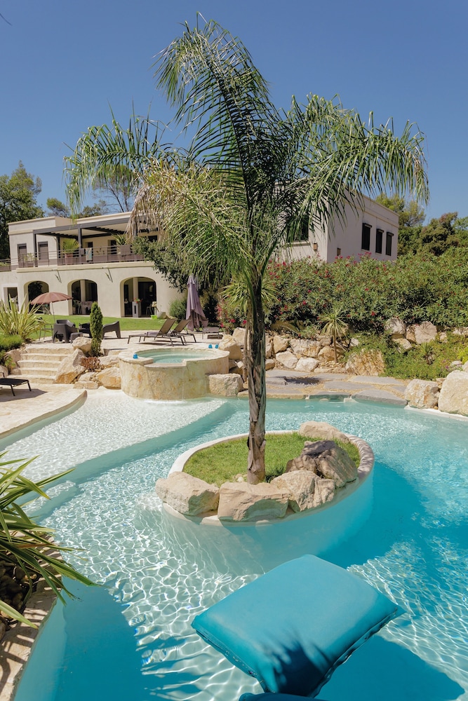 Exclusive Villa, Private Bathroom photo 3