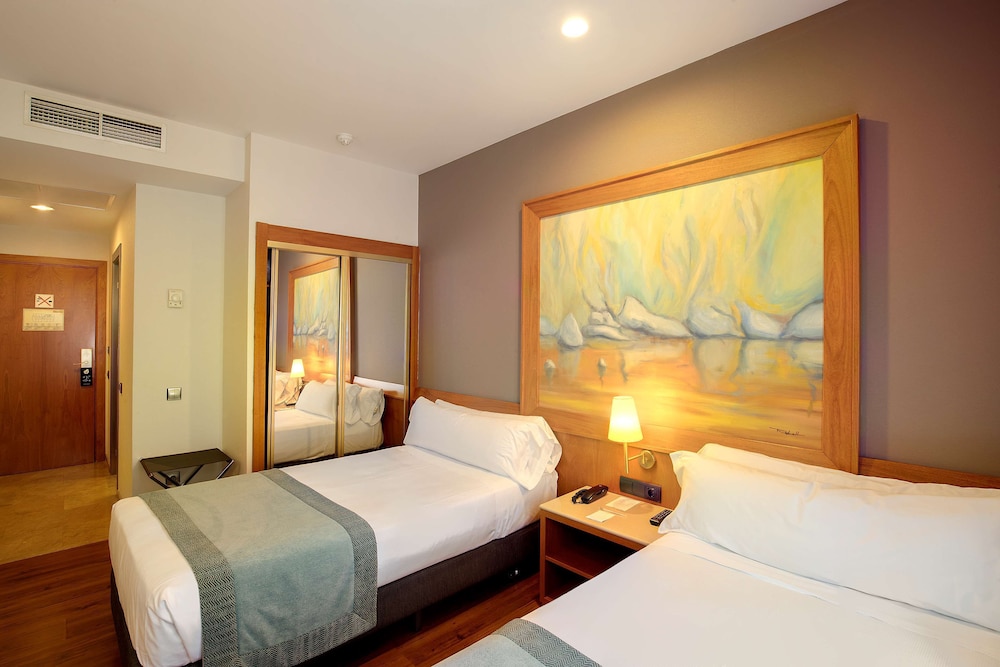 Double Room Single Use - Photo 2
