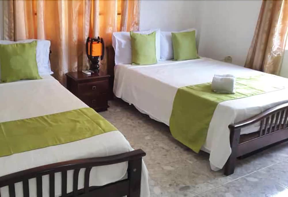 Standard Quadruple Room, Multiple Beds