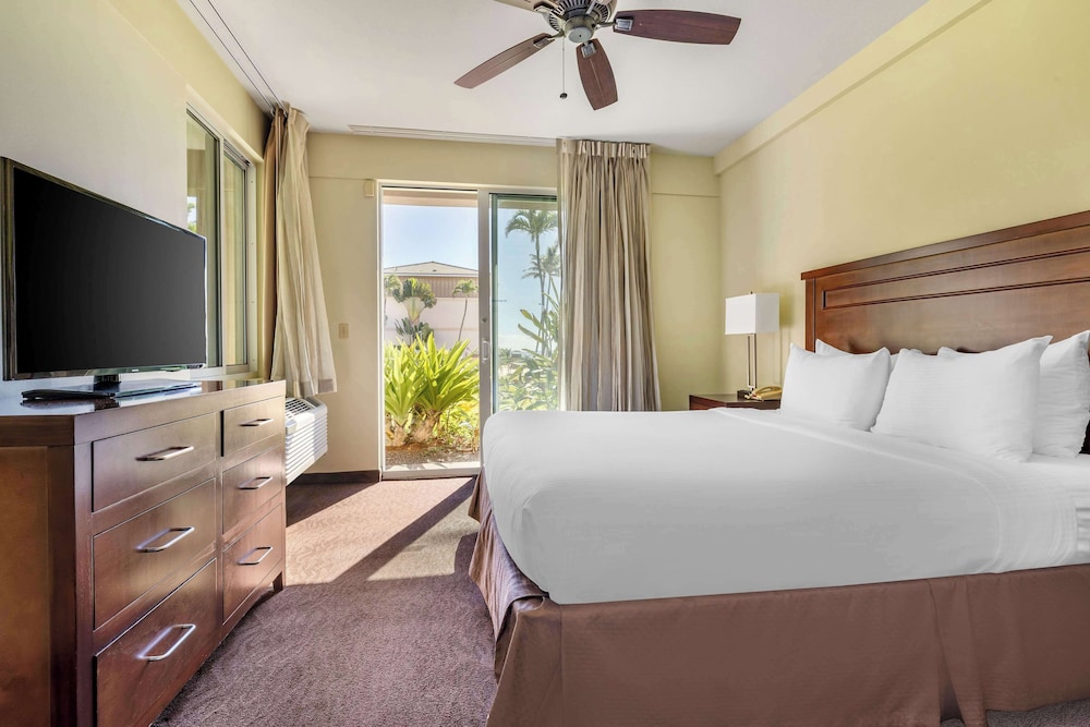 2 Bedroom Partial Ocean 1 King 2 Twns Acc Tub