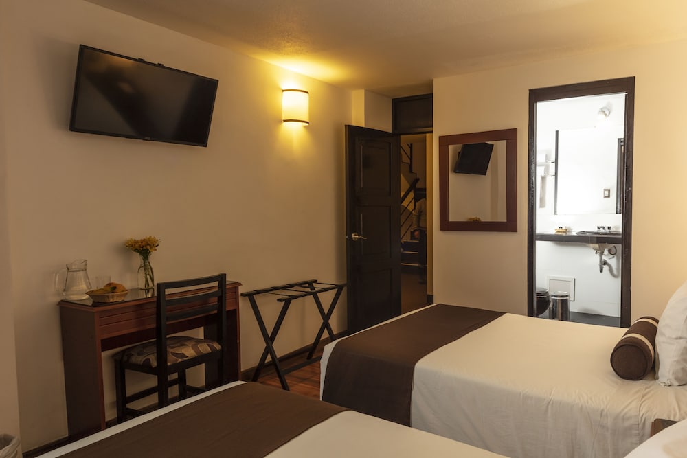 Standard Twin Room photo 1