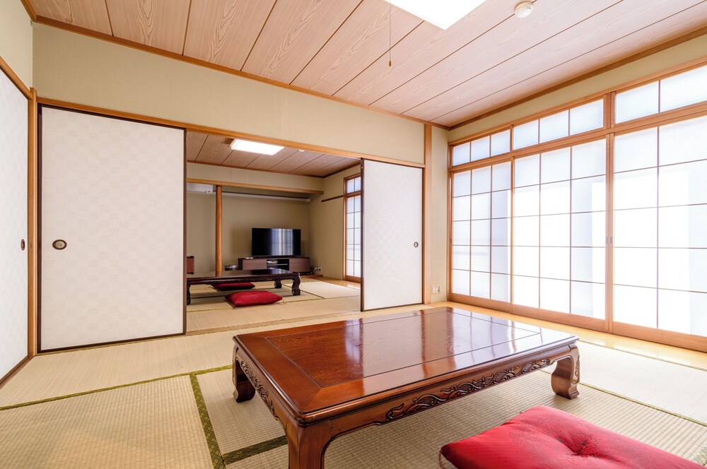 Japanese-Style Room for 8 Guests, Non-Smoking photo 1