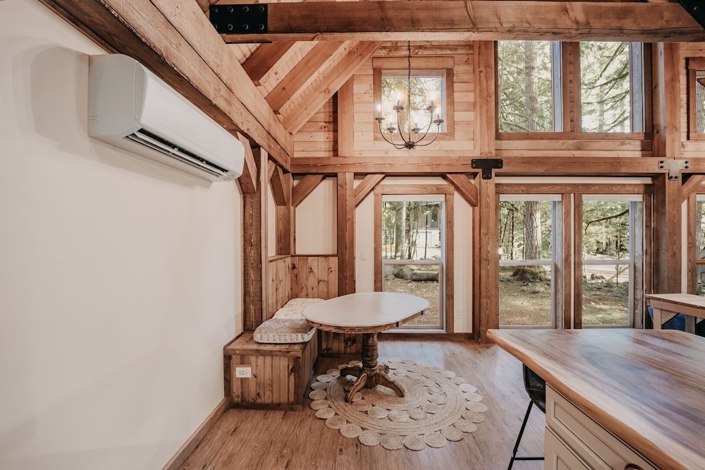 Cabin, 3 Bedrooms photo 1
