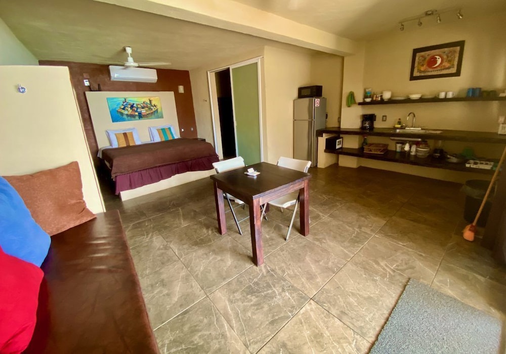 Comfort Suite, Ocean View, Oceanfront R4 photo 2
