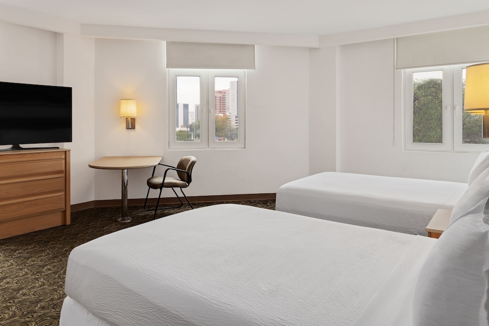 Superior Double Room, 2 Double Beds - Photo 1