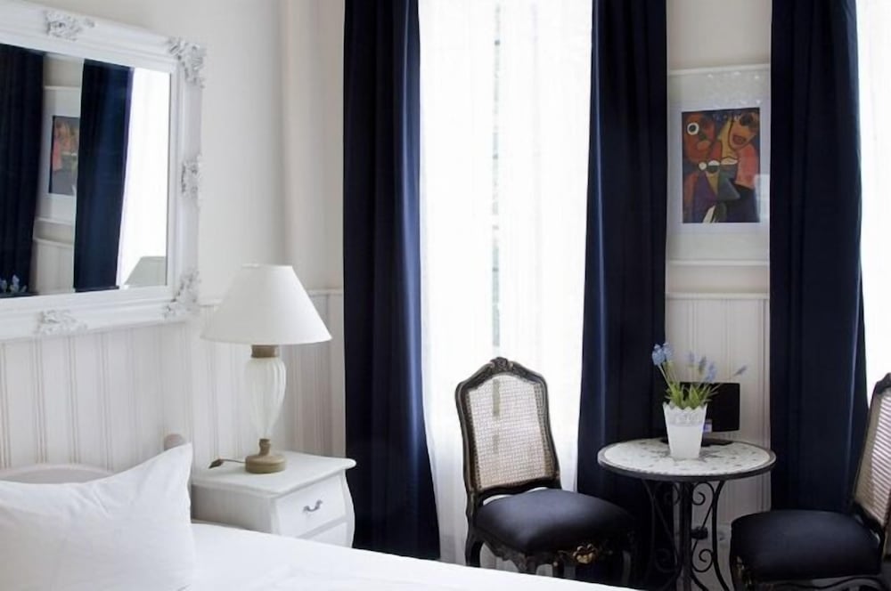 Standard Single Room photo 3